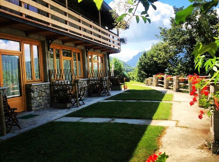 Agriturismo La Selvaggia Манделло-дель-Ларио Экстерьер фото